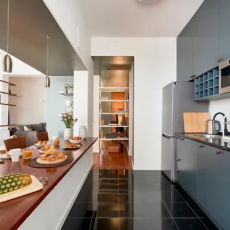 Elegant In Graca! Лиссабон